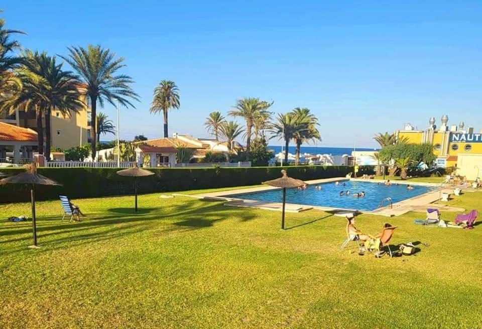 Apartament Punta Prima Torrevieja Bagian luar foto